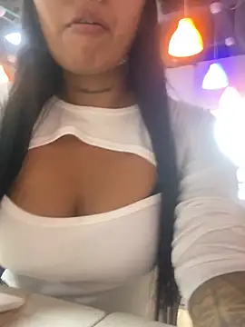 luisa16xxx online show from January 22, 2025, 8:49 pm