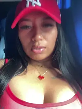 luisa16xxx online show from February 4, 2025, 9:10 pm