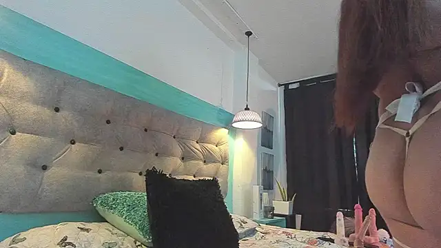 carofox89 online show from January 11, 2025, 2:25 pm