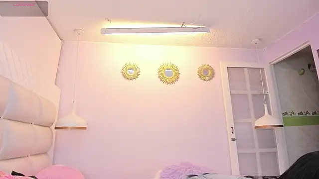 kaory azumi online show from November 4, 2025, 6:29 pm