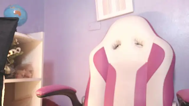 kaory azumi online show from April 10, 2026, 9:25 am