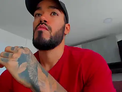 Alexander Martines online show from December 4, 2025, 8:06 pm