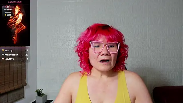 Snapshot of Salomeediaz_ chatting on January 25, 2025, 12:17 am Salomeediaz online show from January 25, 2025, 12:17 am