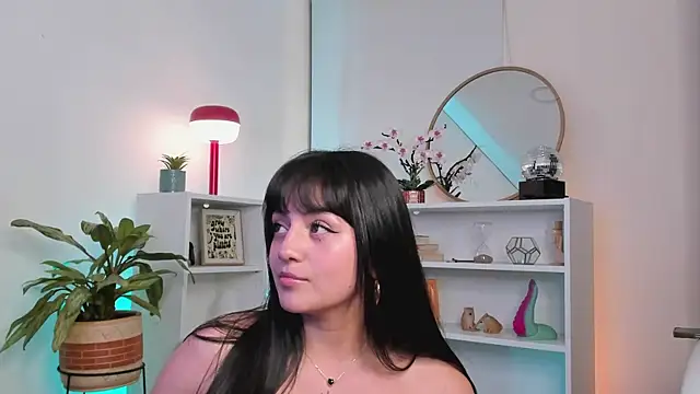 Snapshot of nahiapaws chatting on July 18, 2026, 1:10 am nahiapaws online show from July 18, 2026, 1:10 am