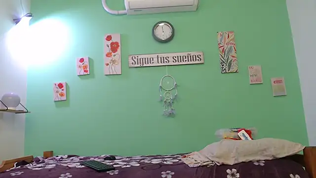 alisontitsmilk19 online show from September 20, 2025, 1:50 am