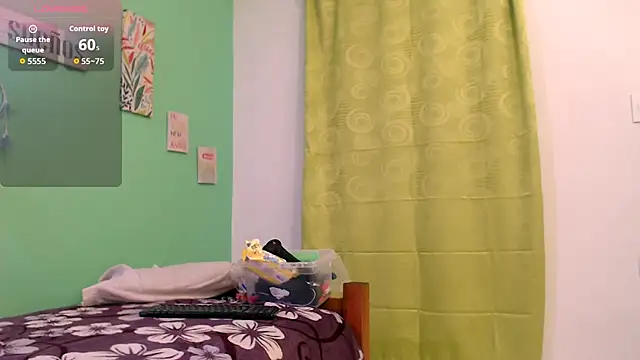 alisontitsmilk19 online show from November 10, 2025, 12:42 am