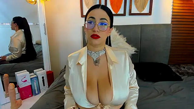 Snapshot of Scarleth_swann chatting on February 27, 2026, 11:43 am Scarleth swann online show from February 27, 2026, 11:43 am