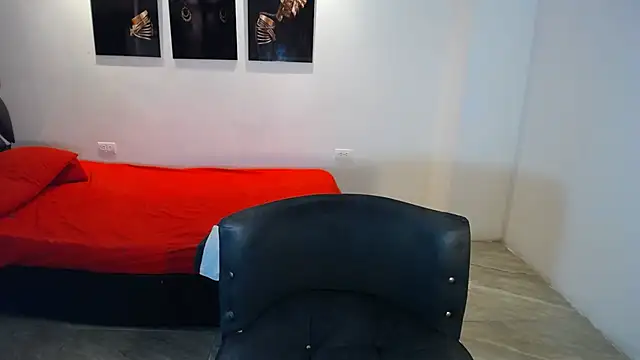 Snapshot of naomiwildburn chatting on September 13, 2025, 2:17 pm naomiwildburn online show from September 13, 2025, 2:17 pm