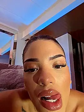 Snapshot of Ameliadickens chatting on November 21, 2025, 10:08 pm Ameliadickens online show from November 21, 2025, 10:08 pm