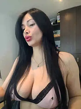 Snapshot of _monicab chatting on February 13, 2026, 2:40 am monicab online show from February 13, 2026, 2:40 am