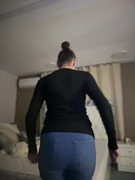 AliceMunro online show from March 18, 2026, 9:07 pm