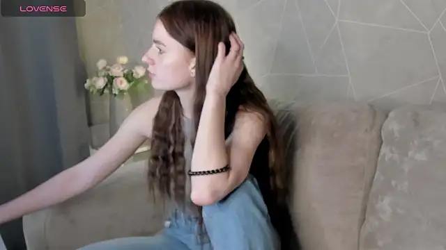 Stacey Brown online show from December 13, 2024, 4:33 am