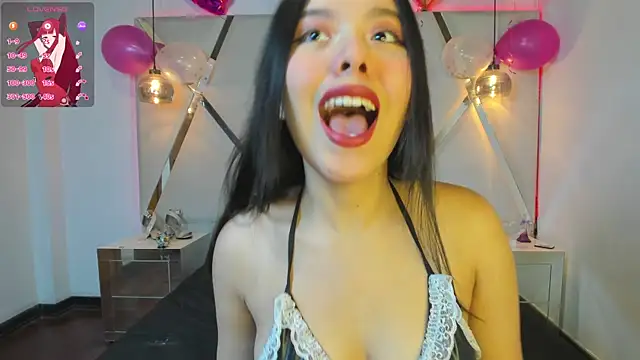 MarielQueenx online show from January 27, 2025, 7:24 am