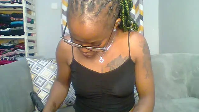 Snapshot of Petite_254 chatting on March 23, 2026, 11:31 pm Petite 254 online show from March 23, 2026, 11:31 pm