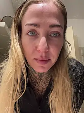 ElenaHaze online show from December 16, 2024, 8:09 am