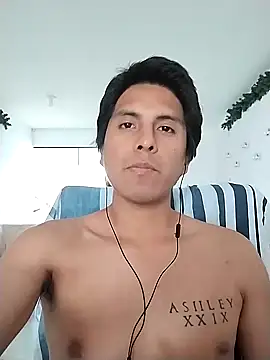 Snapshot of Engel420 chatting on January 28, 2025, 7:42 pm Engel420 online show from January 28, 2025, 7:42 pm