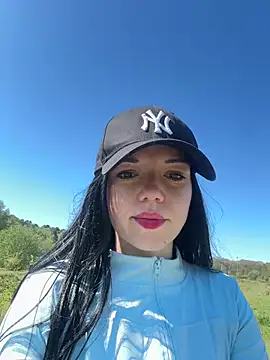 Snapshot of Vanesskaa chatting on April 30, 2026, 10:21 am Vanesskaa online show from April 30, 2026, 10:21 am