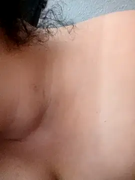 isaReyes online show from October 25, 2025, 11:40 am