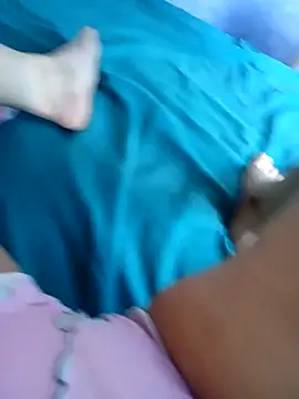 isaReyes online show from November 5, 2025, 3:23 pm