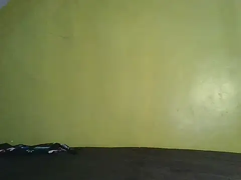 slim girl02 online show from June 9, 2026, 5:08 am