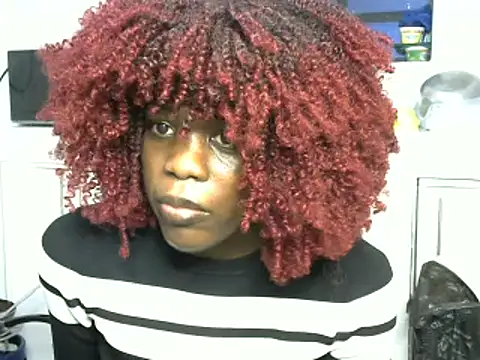 Snapshot of Moniklavy chatting on February 26, 2025, 10:42 pm Moniklavy online show from February 26, 2025, 10:42 pm