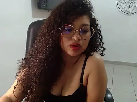 Kataleya Skovar online show from May 4, 2026, 4:03 pm