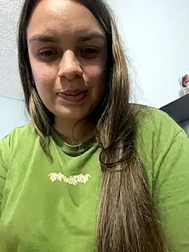 Nathaly00  online show from December 19, 2025, 3:46 am