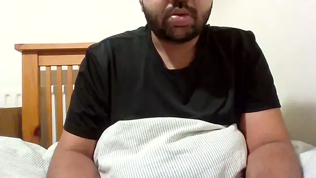 Snapshot of whoreboi98 chatting on April 14, 2026, 8:48 pm whoreboi98 online show from April 14, 2026, 8:48 pm