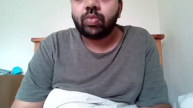 Snapshot of whoreboi98 chatting on April 20, 2026, 9:56 am whoreboi98 online show from April 20, 2026, 9:56 am