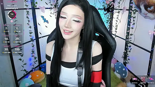 LilithLin online show from October 25, 2025, 12:18 am