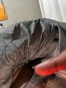 Snapshot of duzuing chatting on June 3, 2026, 10:15 pm duzuing online show from June 3, 2026, 10:15 pm