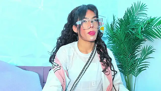 Briyit Doll online show from January 22, 2025, 2:48 am