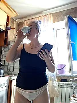 Tina Alev online show from July 6, 2026, 5:48 am