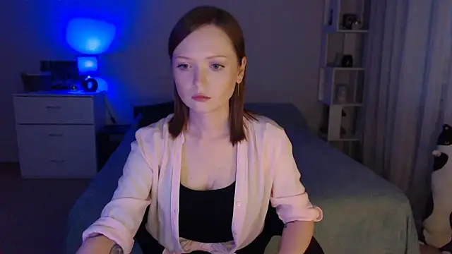Snapshot of Allaria chatting on June 25, 2026, 5:06 pm Allaria online show from June 25, 2026, 5:06 pm