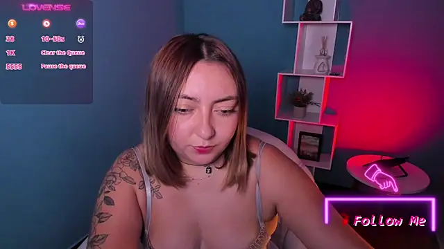 Snapshot of miaawild chatting on February 18, 2025, 7:41 pm miaawild online show from February 18, 2025, 7:41 pm