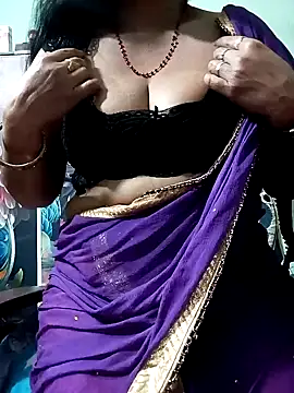 Snapshot of Savita_bhabhii chatting on January 31, 2025, 5:53 pm Savita bhabhii online show from January 31, 2025, 5:53 pm