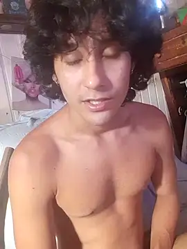 pedrodavid  online show from May 8, 2026, 8:03 pm