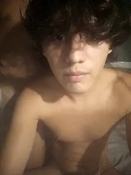 pedrodavid  online show from May 11, 2026, 12:38 am
