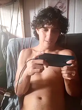 pedrodavid  online show from June 10, 2026, 8:19 pm