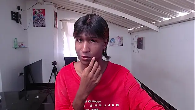 Angell Dustt  online show from March 4, 2025, 4:52 pm