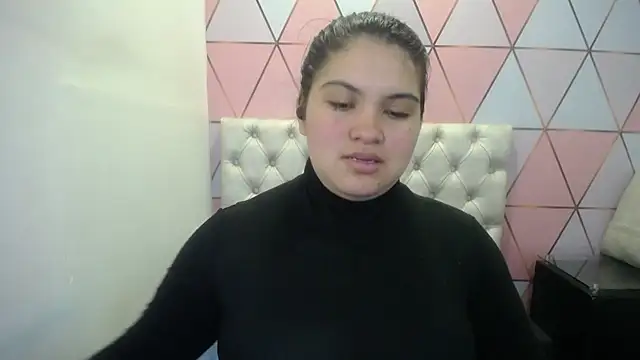 Marinasexxx online show from July 24, 2026, 6:39 pm
