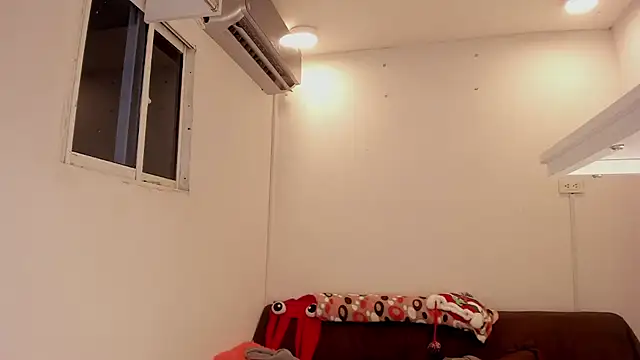 meganrossee69 online show from December 27, 2024, 12:29 am