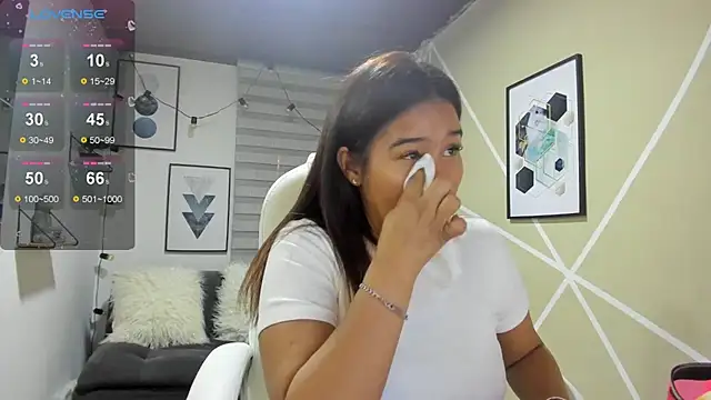 Enma  clark online show from February 22, 2026, 4:13 am