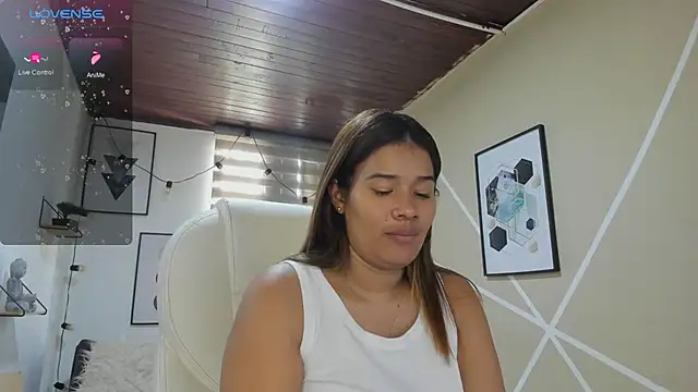 Snapshot of Enma__clark chatting on June 11, 2026, 5:11 pm Enma clark online show from June 11, 2026, 5:11 pm