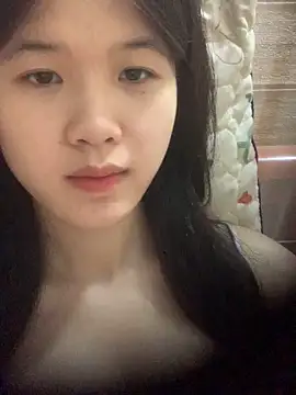 Snapshot of jenny5869 chatting on May 13, 2026, 5:27 am jenny5869 online show from May 13, 2026, 5:27 am