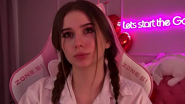 DianaVert online show from February 12, 2025, 3:51 am