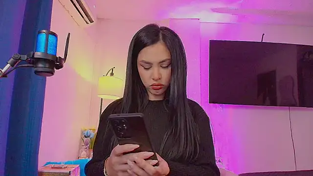 Maya Bluee online show from May 21, 2026, 8:16 pm