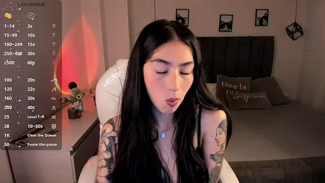 Snapshot of Beck_jones chatting on February 21, 2025, 2:06 pm Beck jones online show from February 21, 2025, 2:06 pm