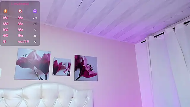 ellarosee  online show from January 26, 2025, 7:52 pm