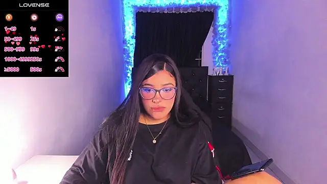 Mariana Hasper  online show from February 7, 2025, 12:09 am